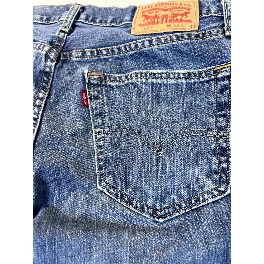 Levi's 559 Shorts 32x24‎ Relaxed Cut Off Long Jeans Shorts Blue. Mens Straight